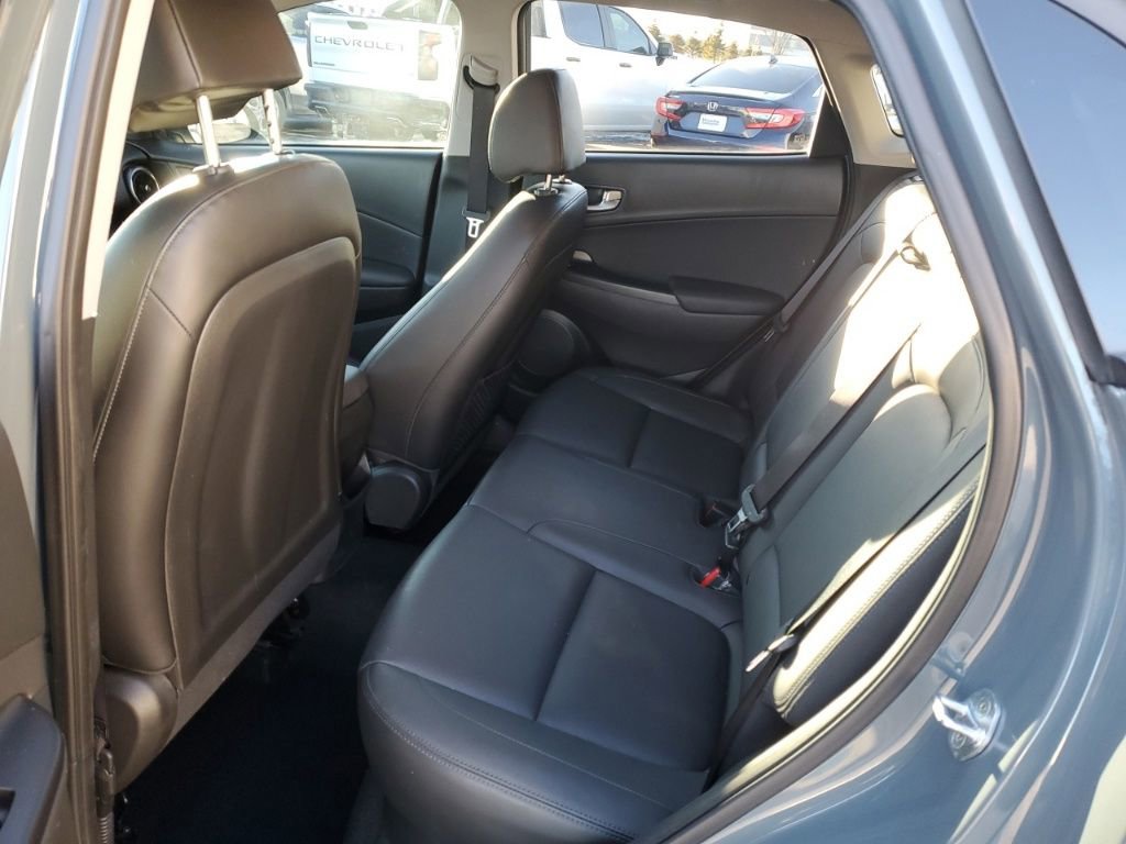 Used 2022 Hyundai Kona Limited w/ Cargo Package image 28