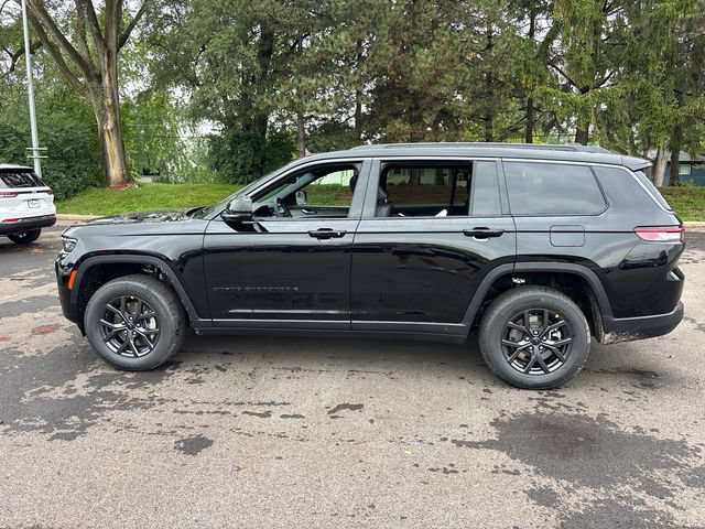 New 2027 Jeep Grand Cherokee L 4WD image 3