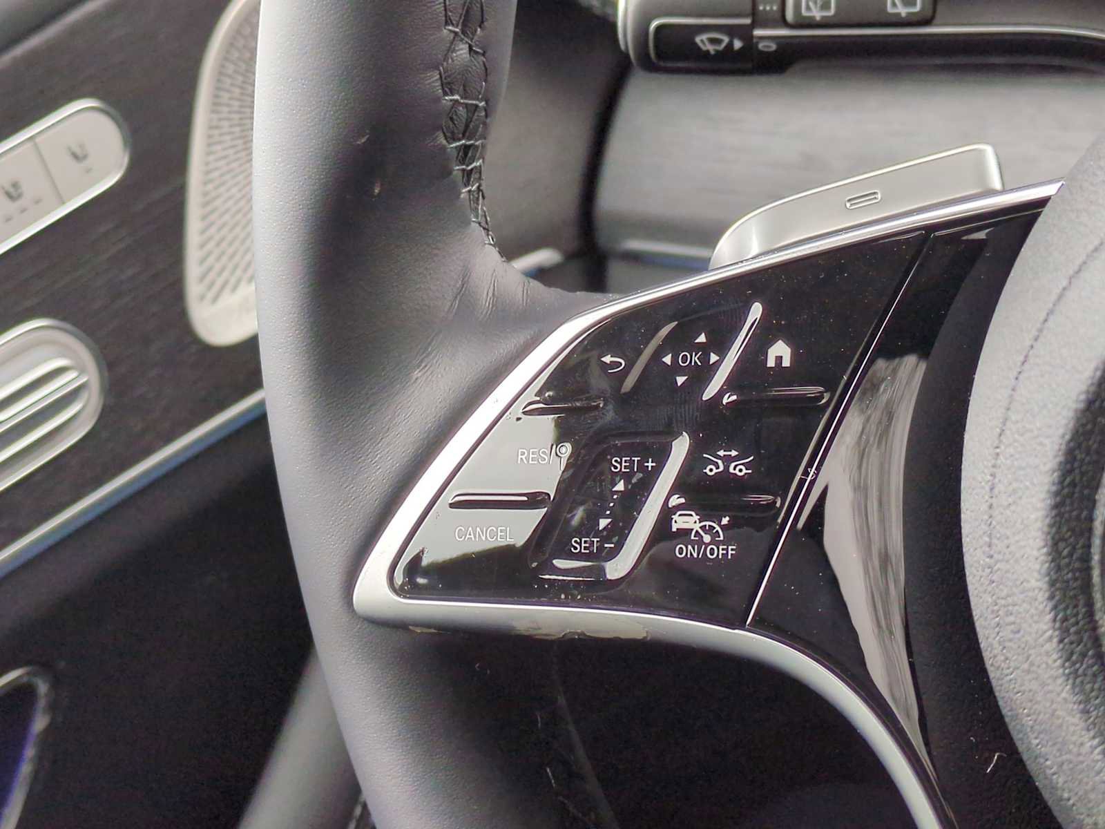 New 2025 Mercedes-Benz GLS 450 4MATIC image 26