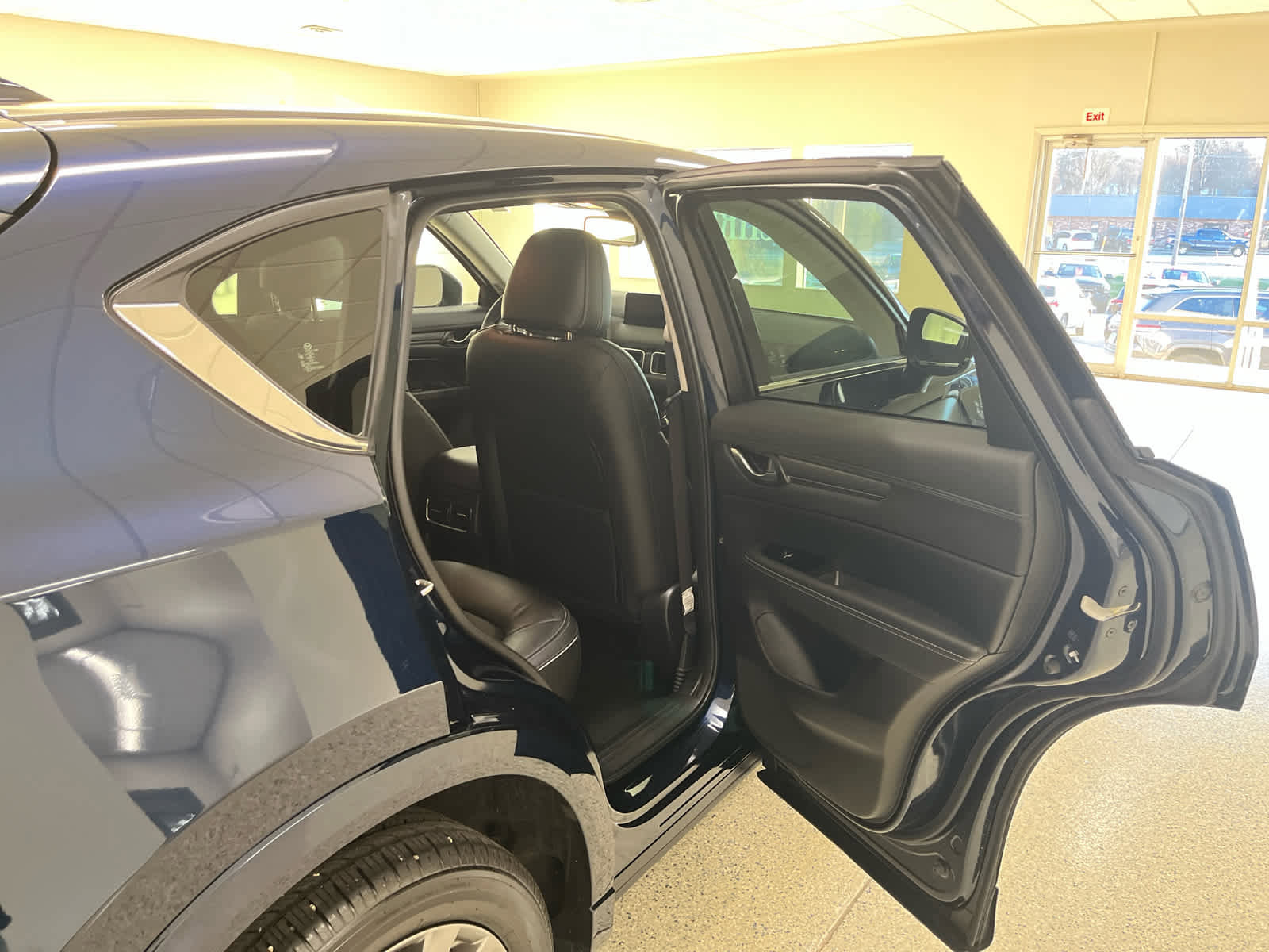 Used 2025 MAZDA CX-5 AWD 2.5 S w/ Premium Plus Pkg image 14