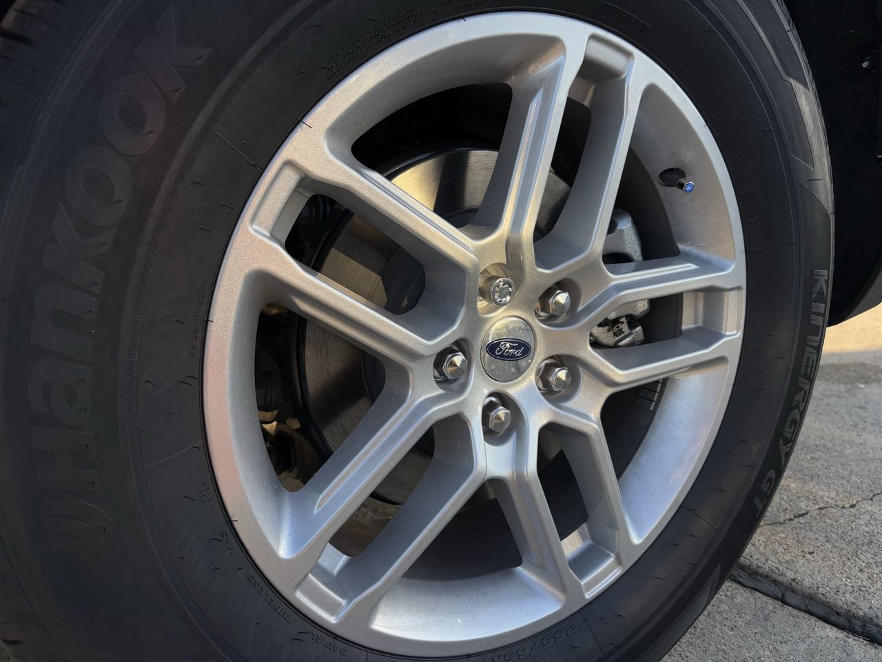 New 2026 Ford Explorer Active w/ Active Comfort Package RWD image 10