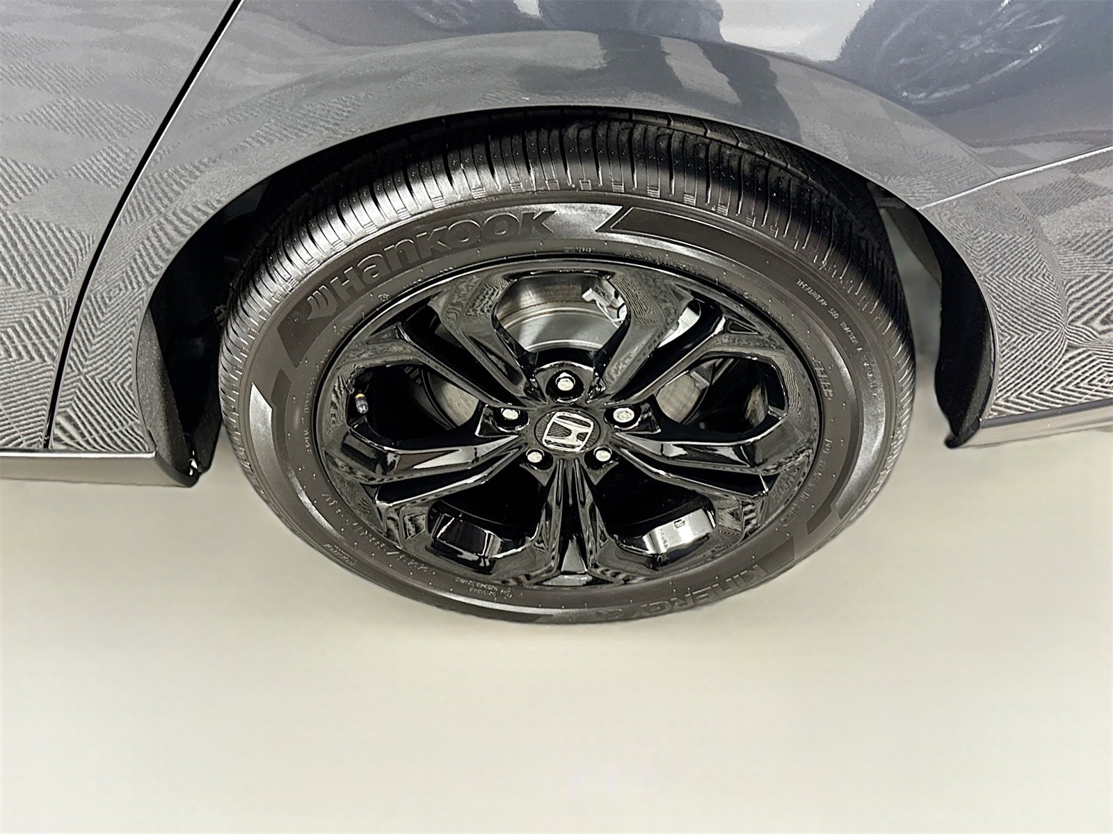 Used 2025 Honda Accord SE image 25