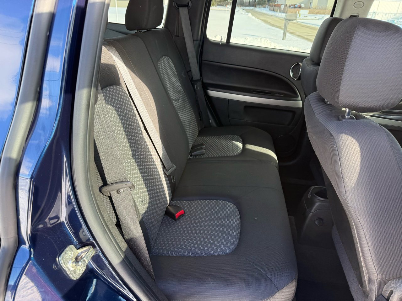 Used 2011 Chevrolet HHR LT image 22