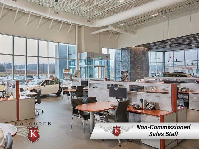 Used 2020 Ford Escape Titanium image 31