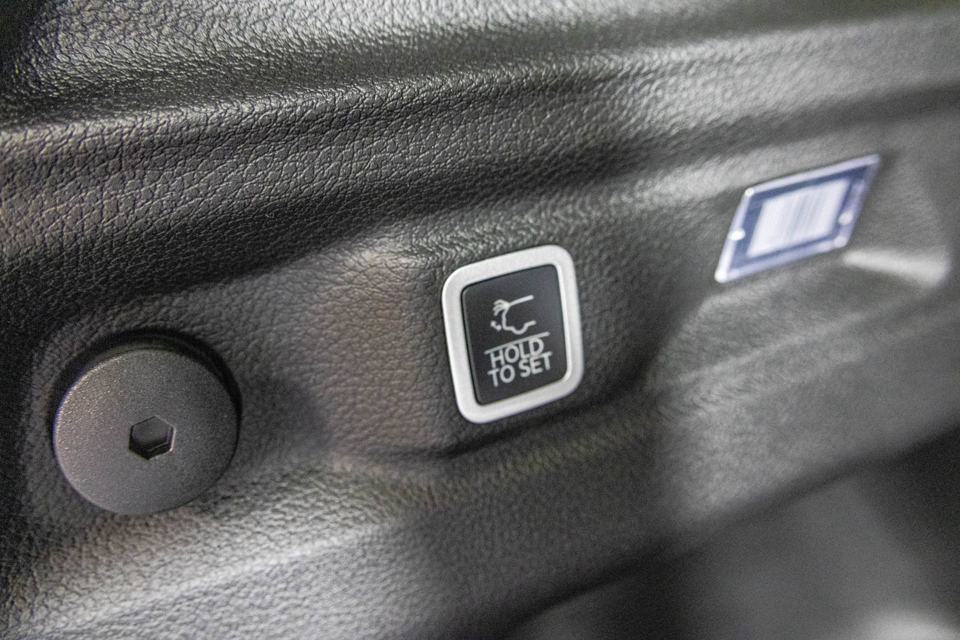 New 2025 Jeep Grand Cherokee L Altitude image 37