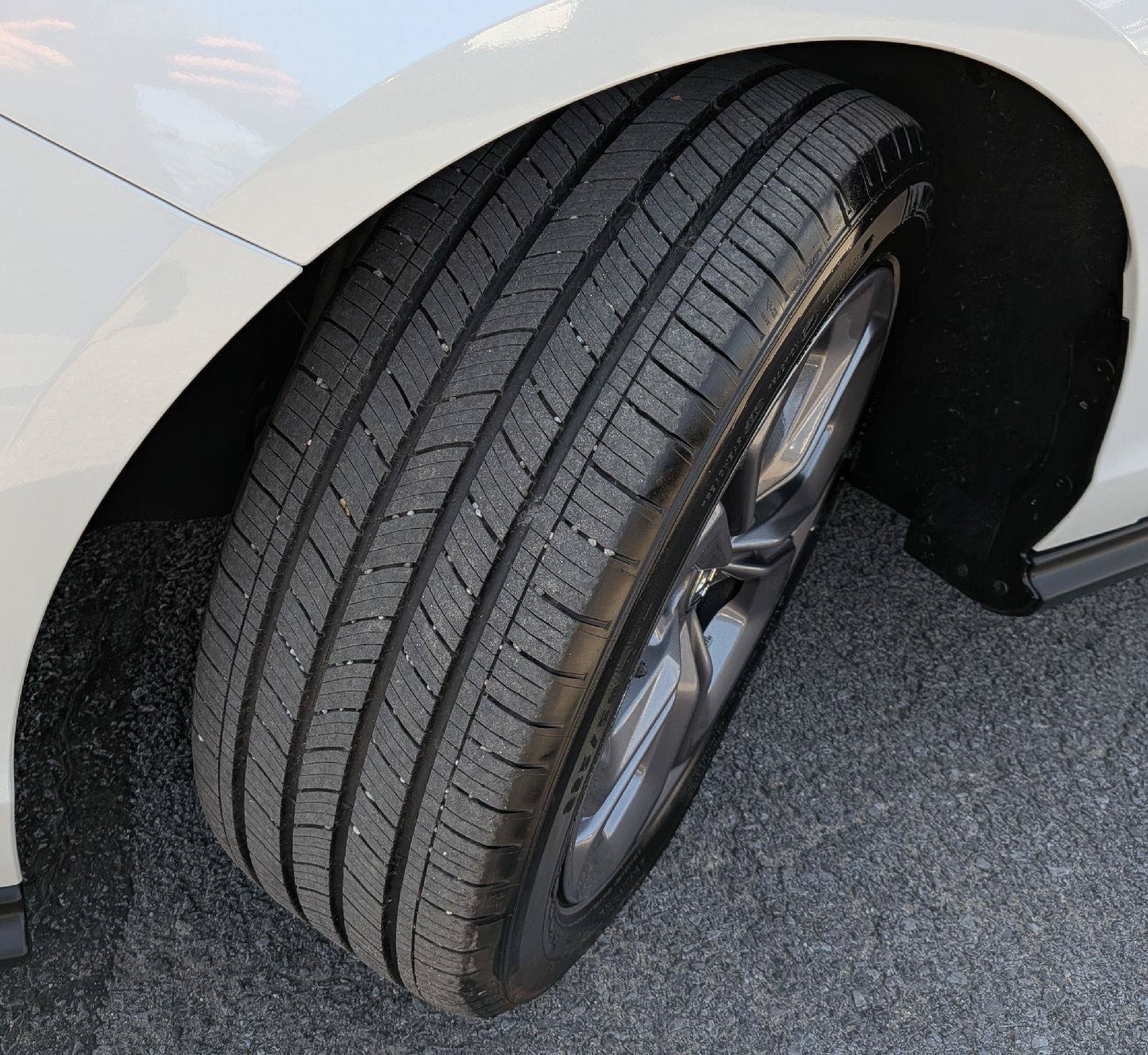 Certified 2023 Honda Accord EX image 2