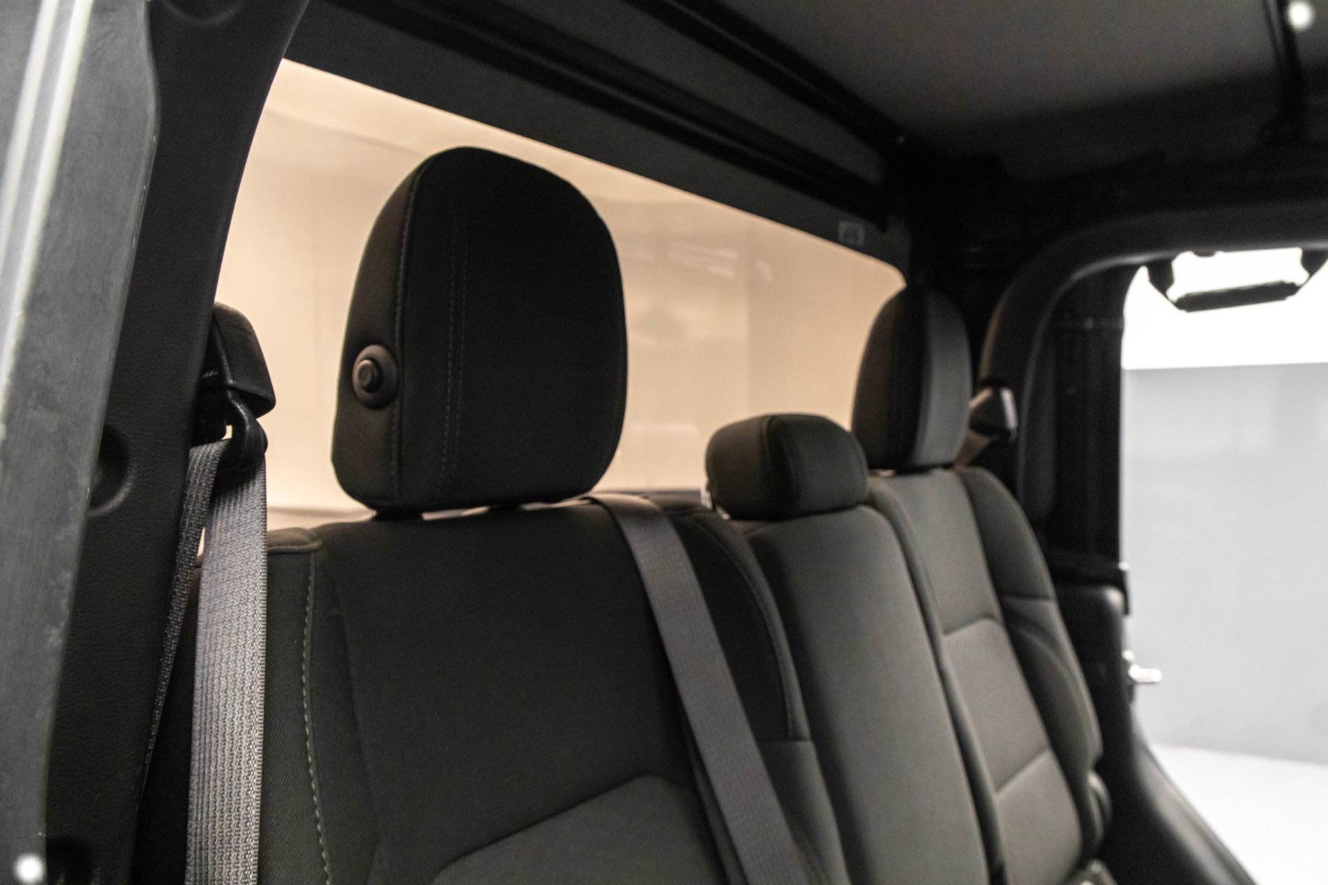 Used 2021 Jeep Gladiator Sport image 35