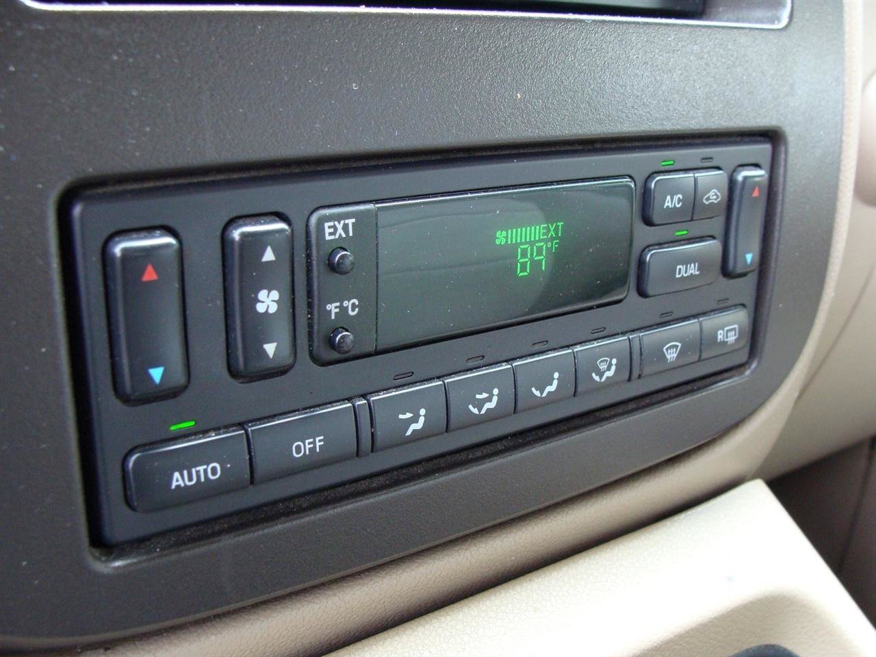 Used 2006 Ford Expedition Eddie Bauer AWD/4WD image 20