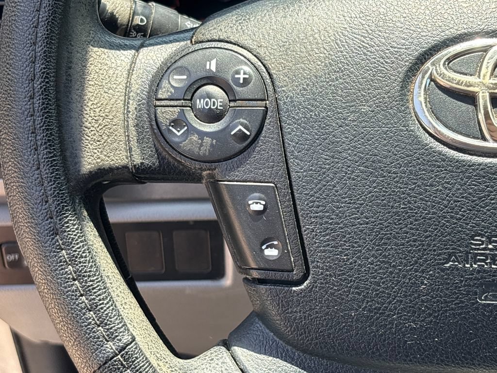 Used 2013 Toyota Tundra 2WD Double Cab w/ SR5 Pkg image 19