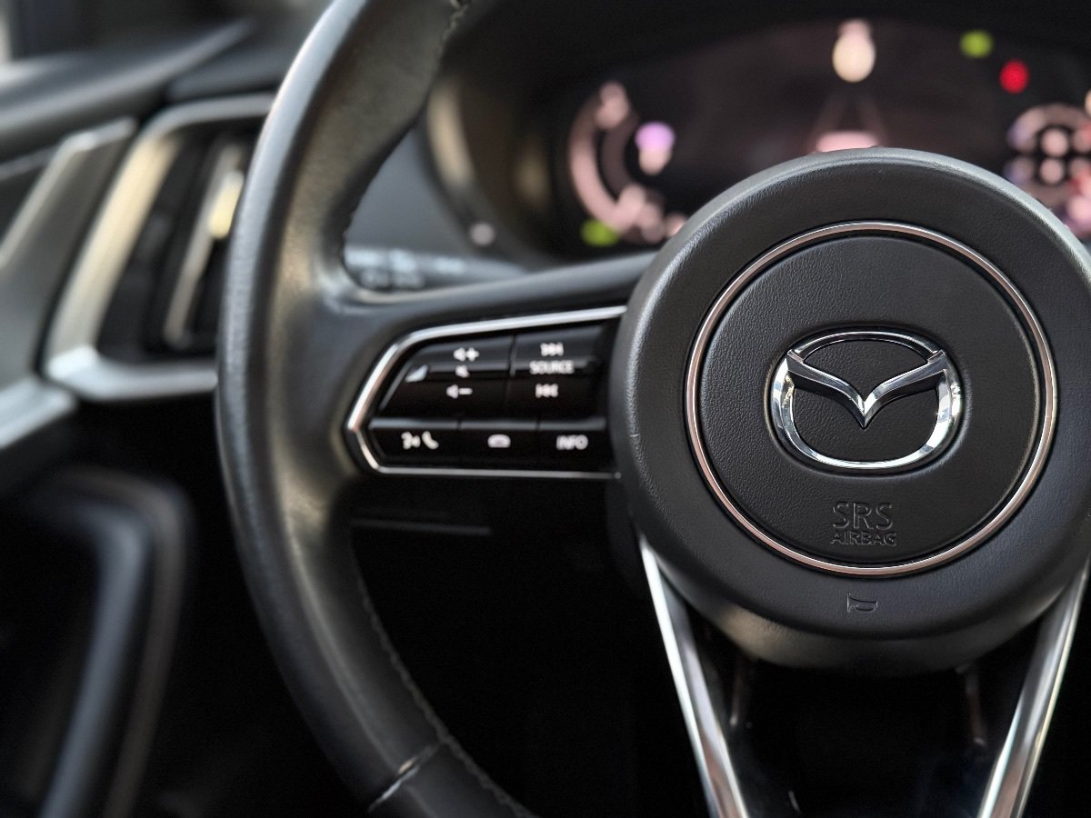 Used 2024 MAZDA CX-90 Plug-In Hybrid w/ Preferred AWD/4WD image 27