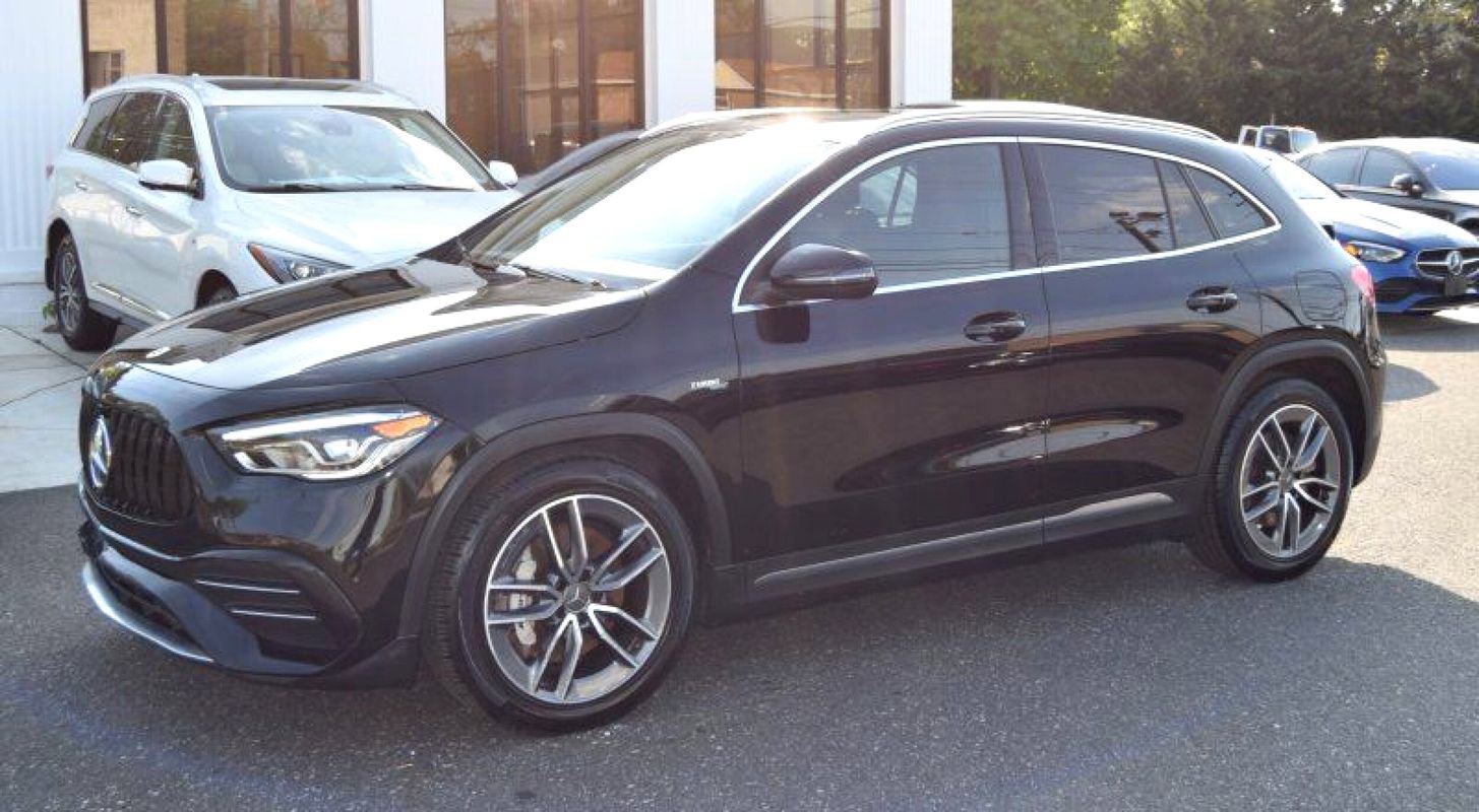 Used 2022 Mercedes-Benz GLA 35 AMG 4MATIC image 4