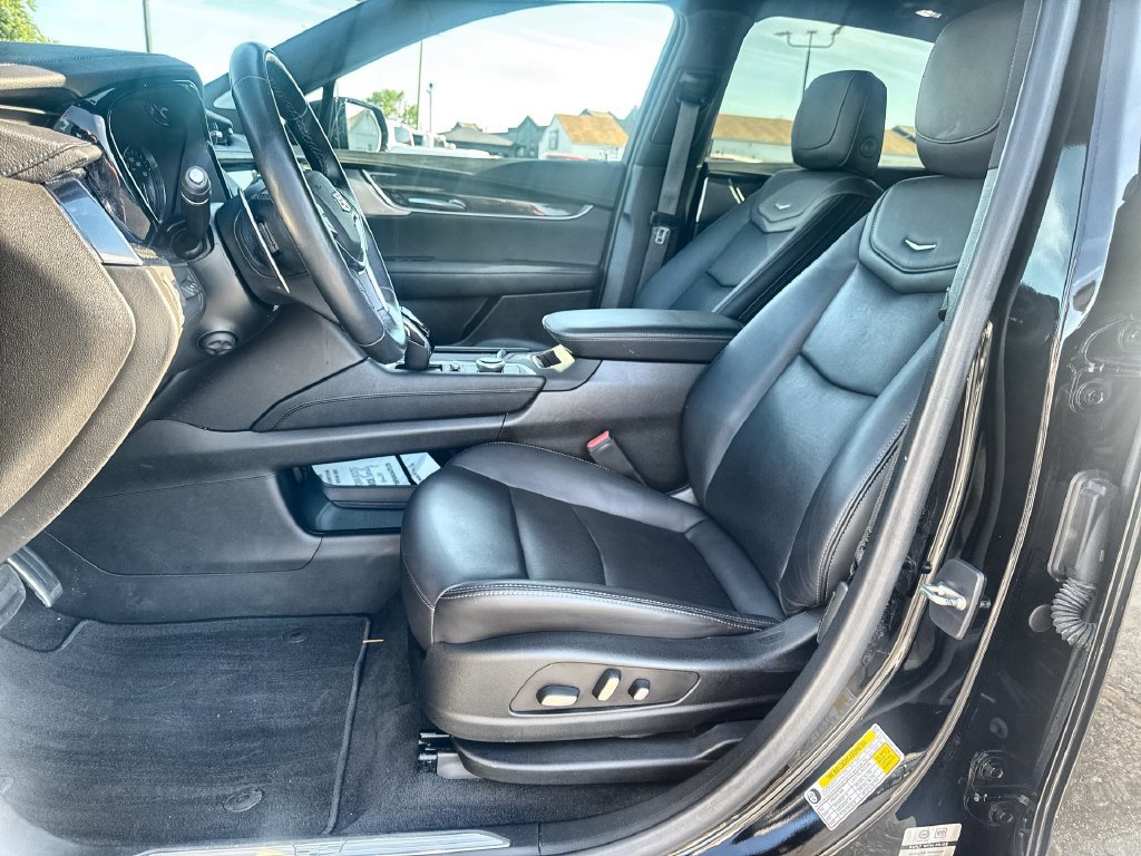 Used 2023 Cadillac XT5 Sportv w/ Technology Package AWD/4WD image 13