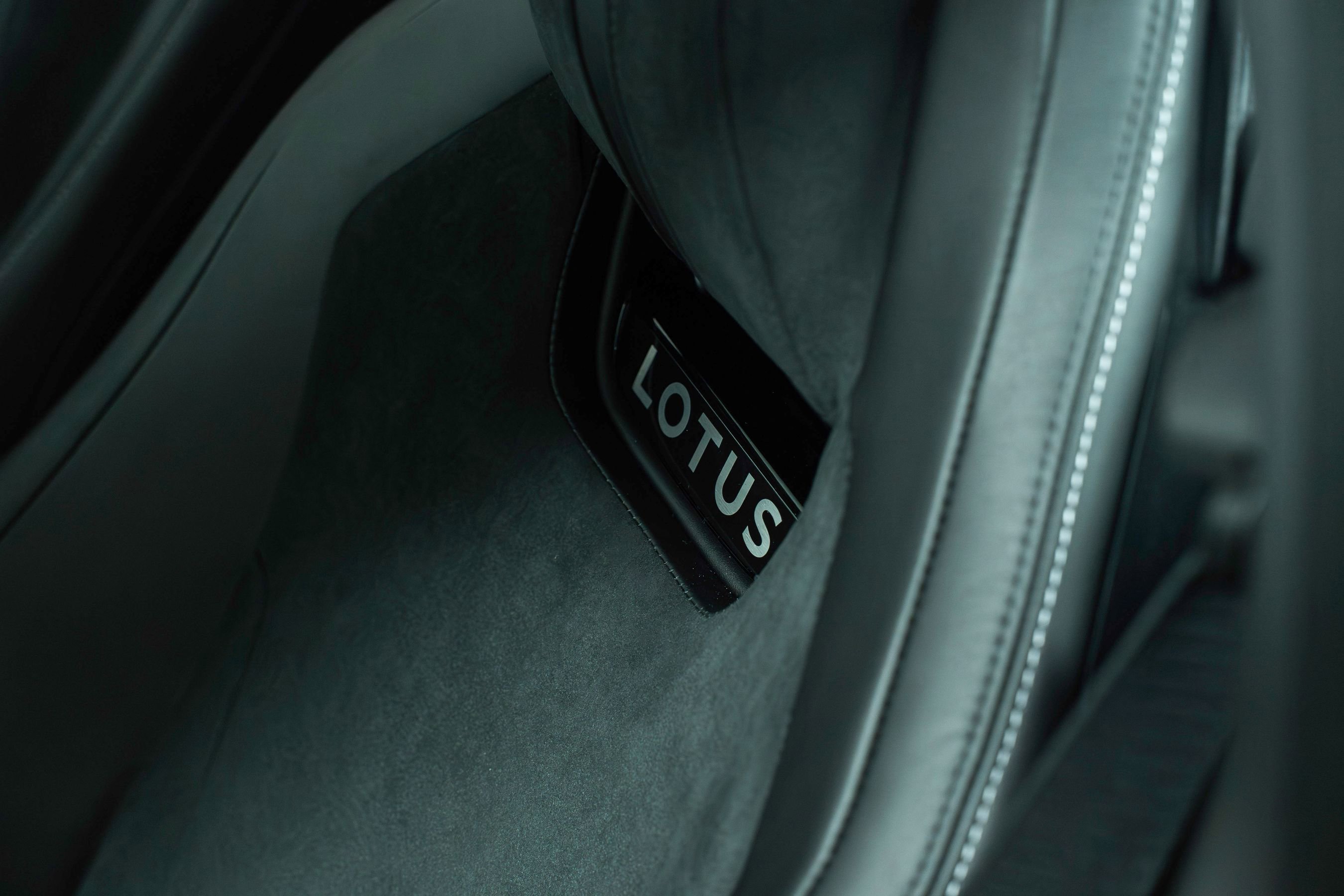 New 2026 Lotus Emira SE RWD image 23
