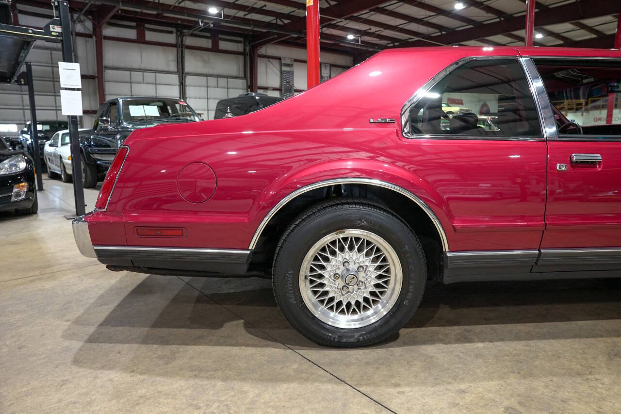 Used 1990 Lincoln Mark VII LSC RWD image 9