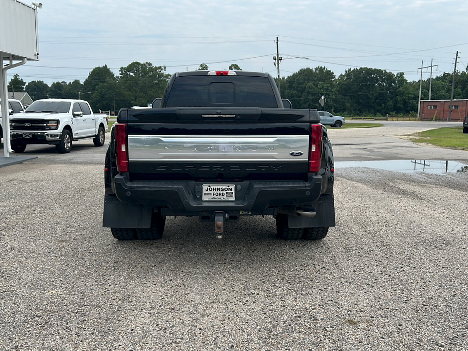 Used 2017 Ford F450 Platinum w/ Platinum Ultimate Package AWD/4WD image 4
