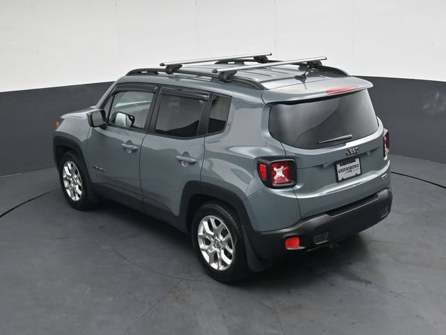 Used 2016 Jeep Renegade Latitude FWD image 27