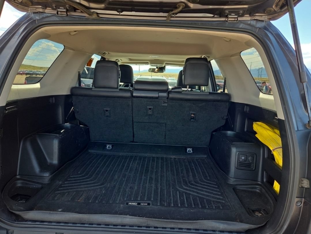 Used 2020 Toyota 4Runner SR5 Premium w/ Moonroof Package AWD/4WD image 11