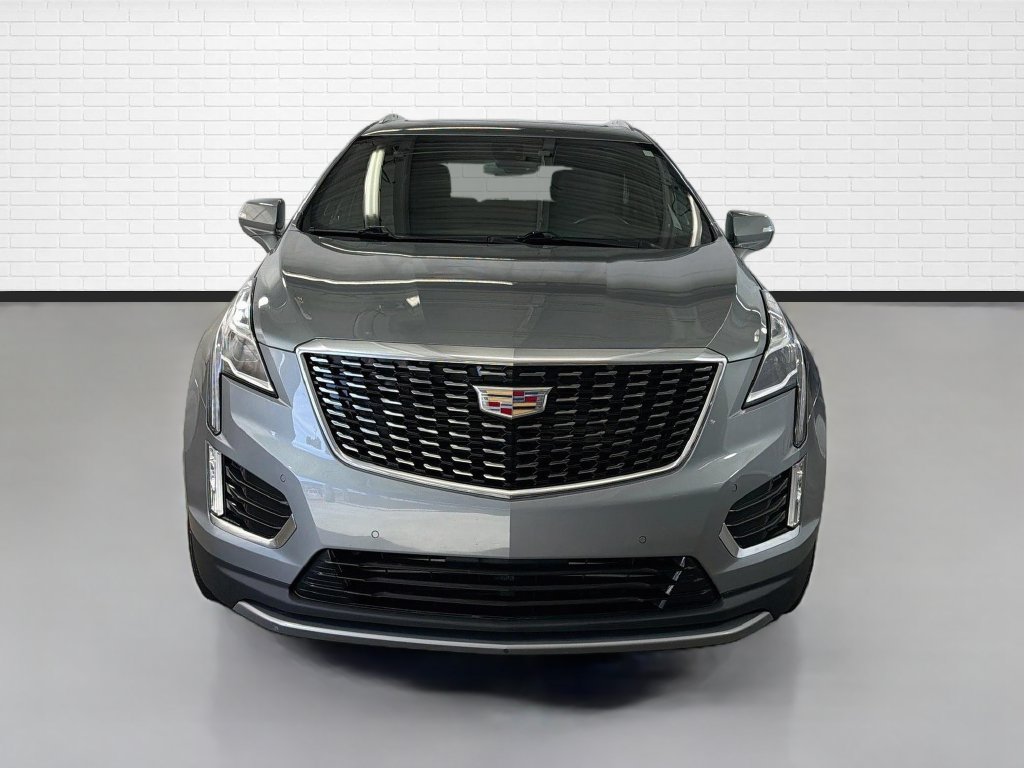 Used 2024 Cadillac XT5 Premium Luxury AWD/4WD image 2