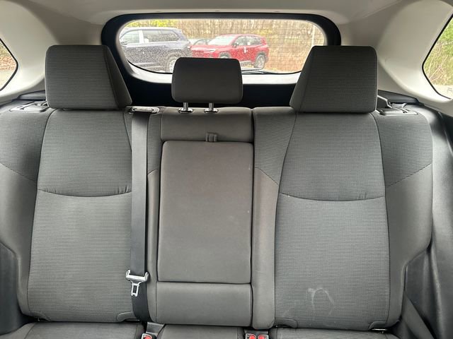 Used 2021 Toyota RAV4 LE image 32