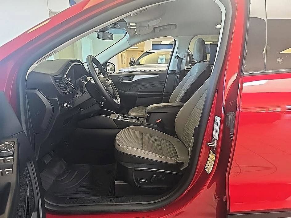 Used 2022 Ford Escape SE w/ Convenience Package AWD/4WD image 12