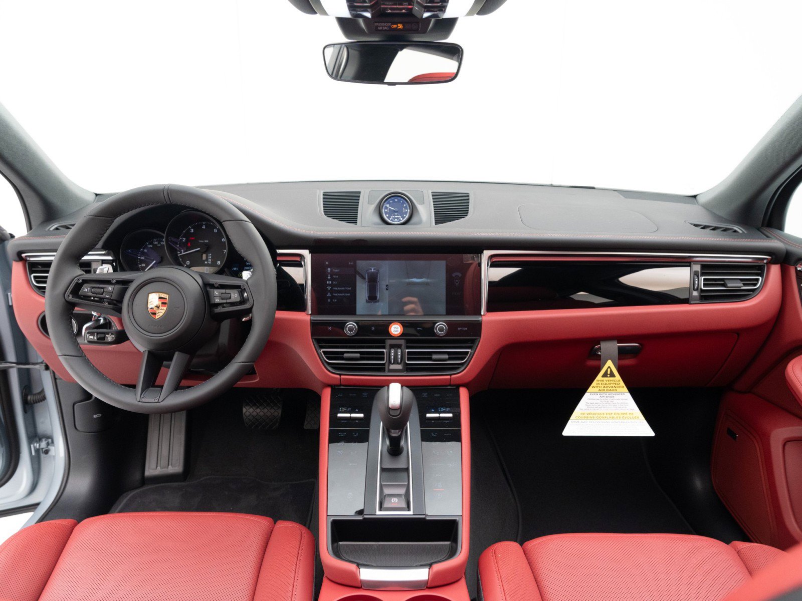 New 2026 Porsche Macan image 18