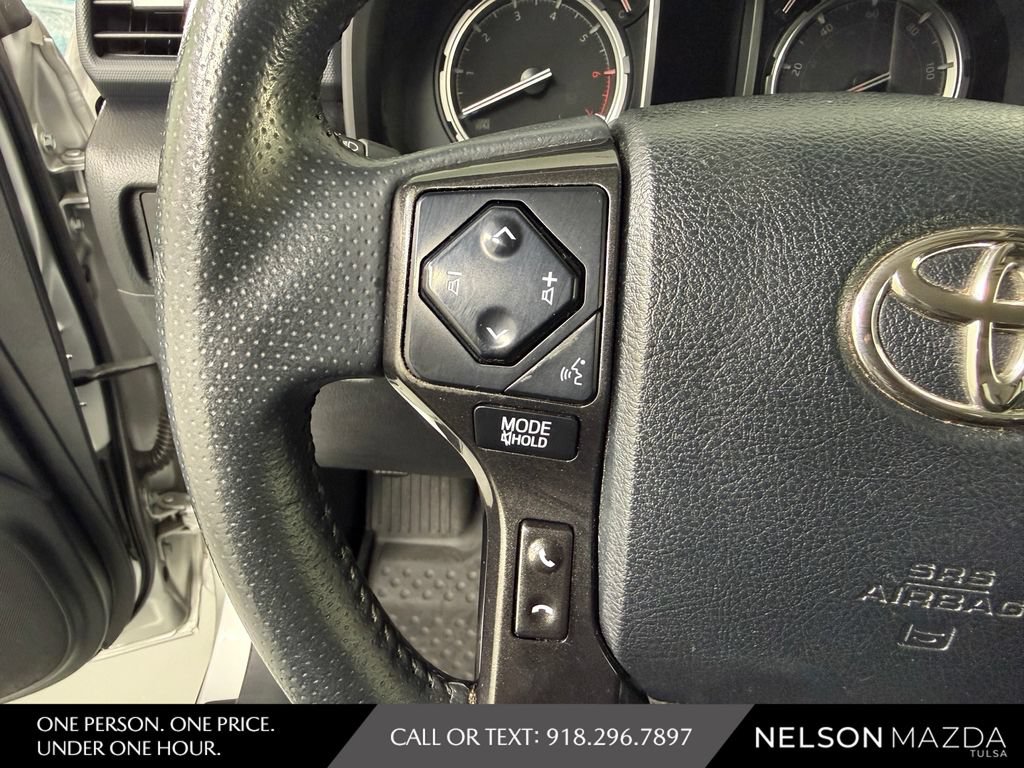 Used 2021 Toyota 4Runner Venture w/ Moonroof Package AWD/4WD image 21
