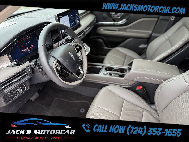 Used 2024 Lincoln Corsair Reserve w/ Equipment Group 201A AWD/4WD image 25