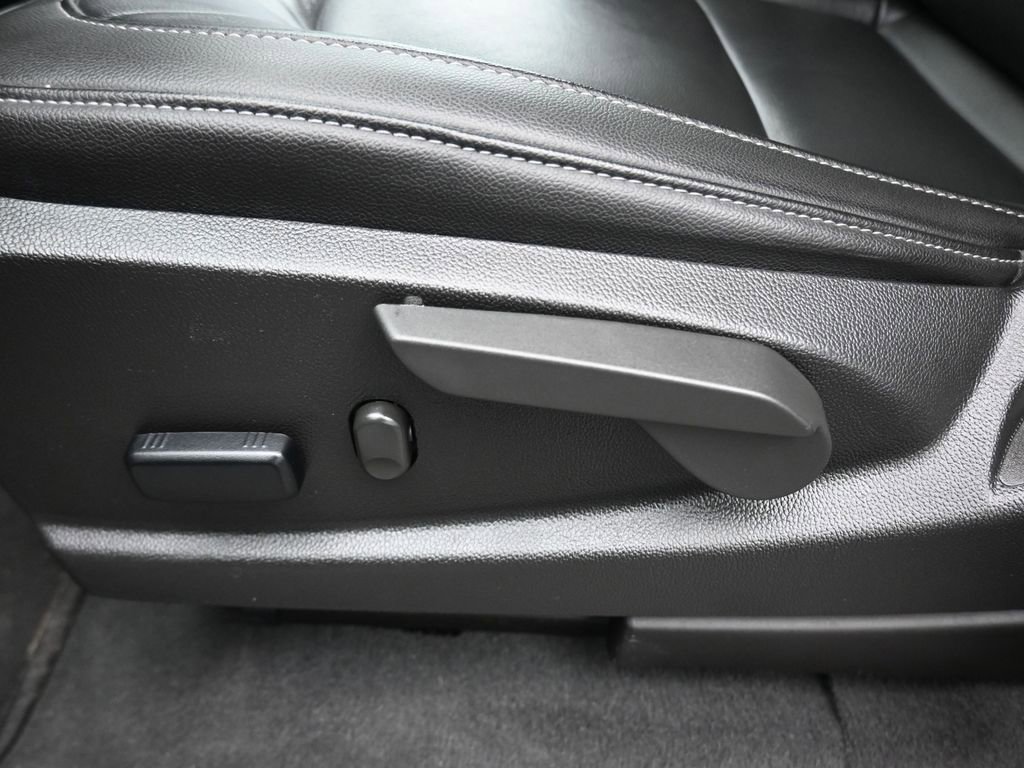 Used 2022 Chevrolet Colorado Z71 image 12