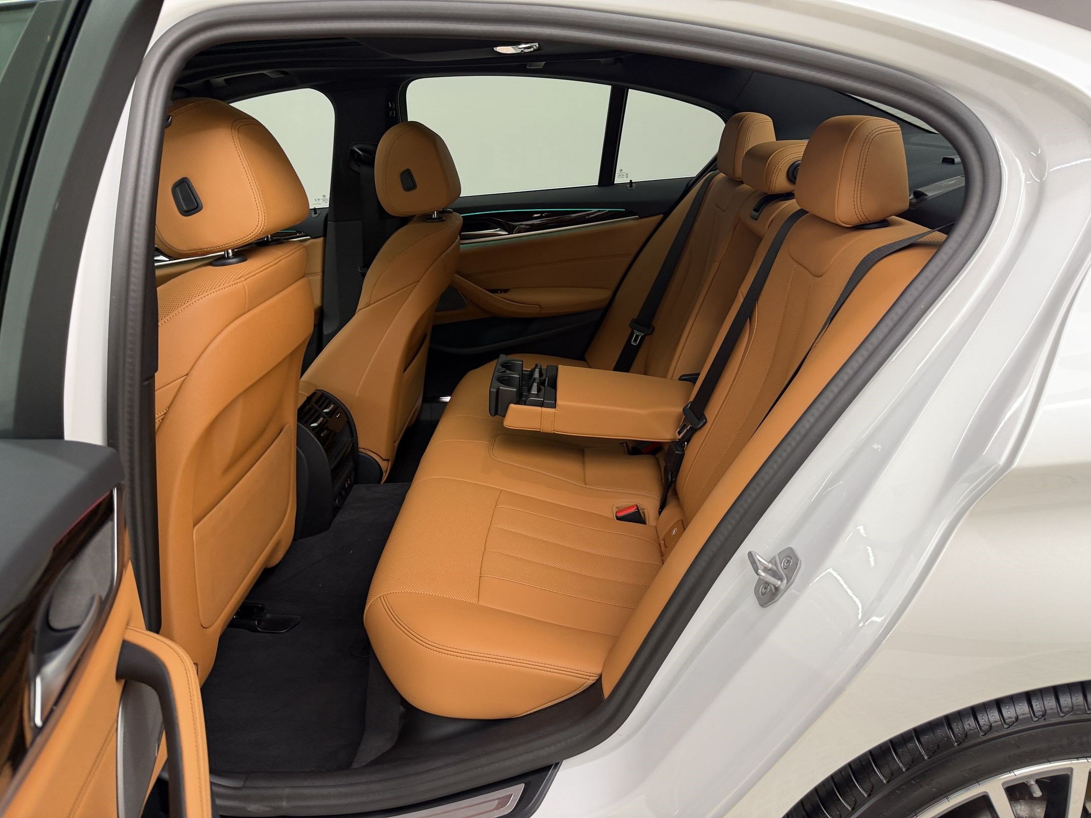 Certified 2023 BMW 530i w/ Premium Package RWD image 24