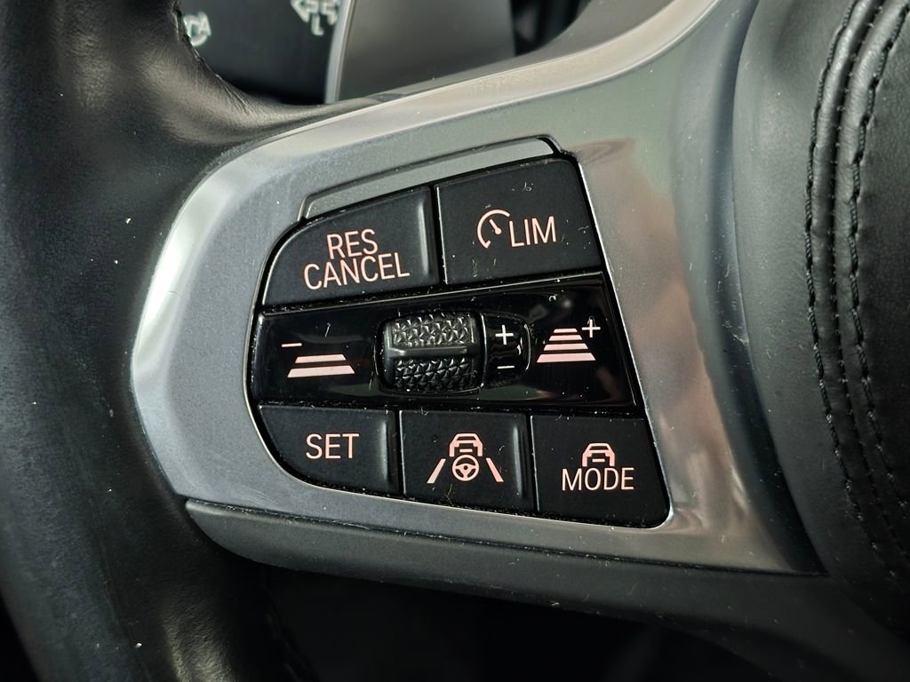 Used 2022 BMW 530i xDrive w/ M Sport Package image 19