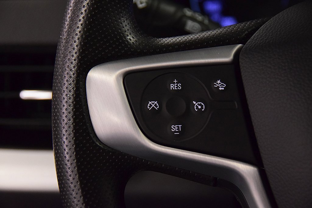 Used 2024 GMC Terrain SLE image 19