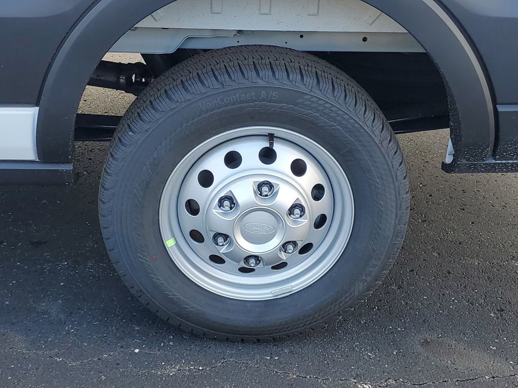 New 2025 Ford Transit 250 Low Roof AWD image 30