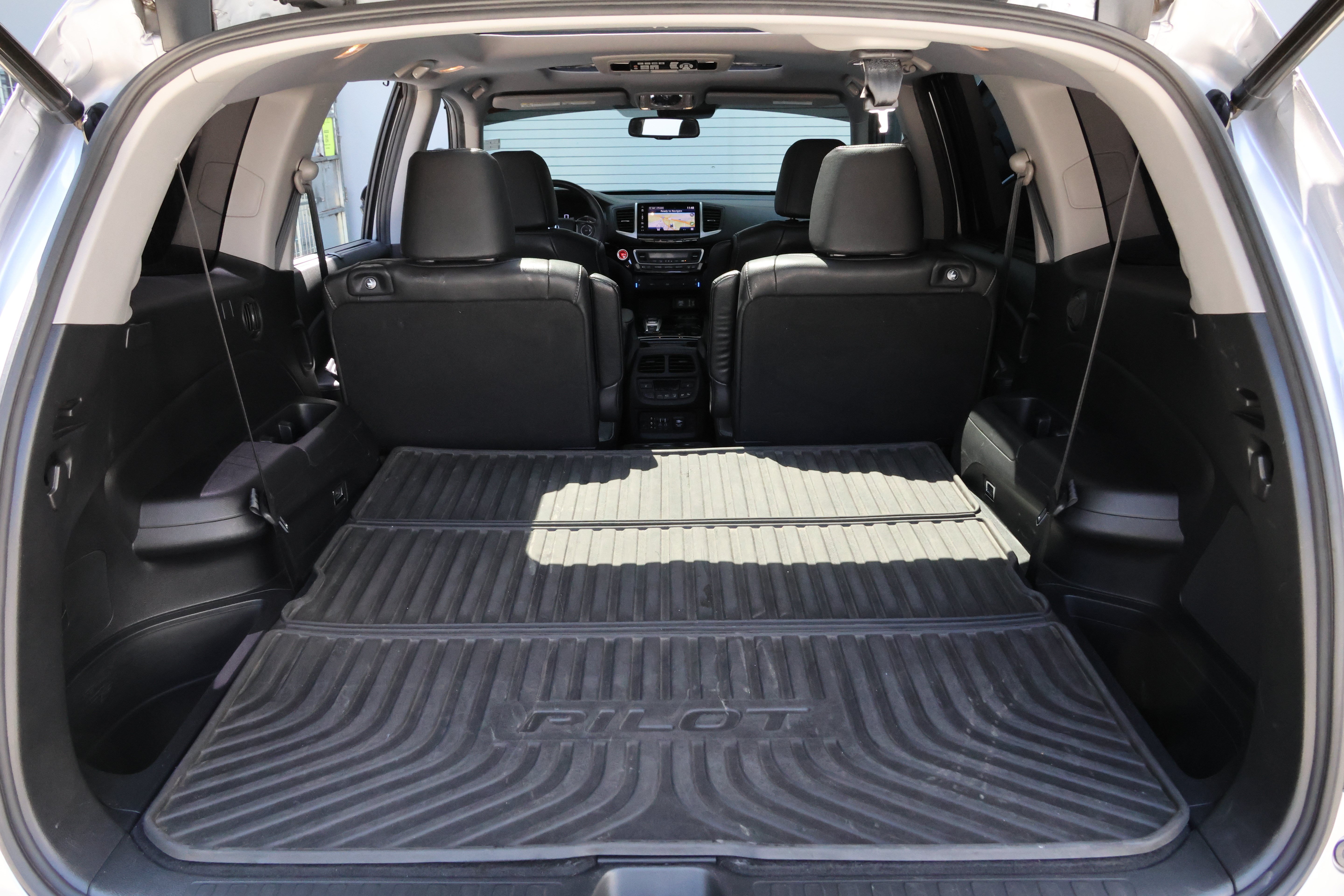 Used 2018 Honda Pilot Elite image 38