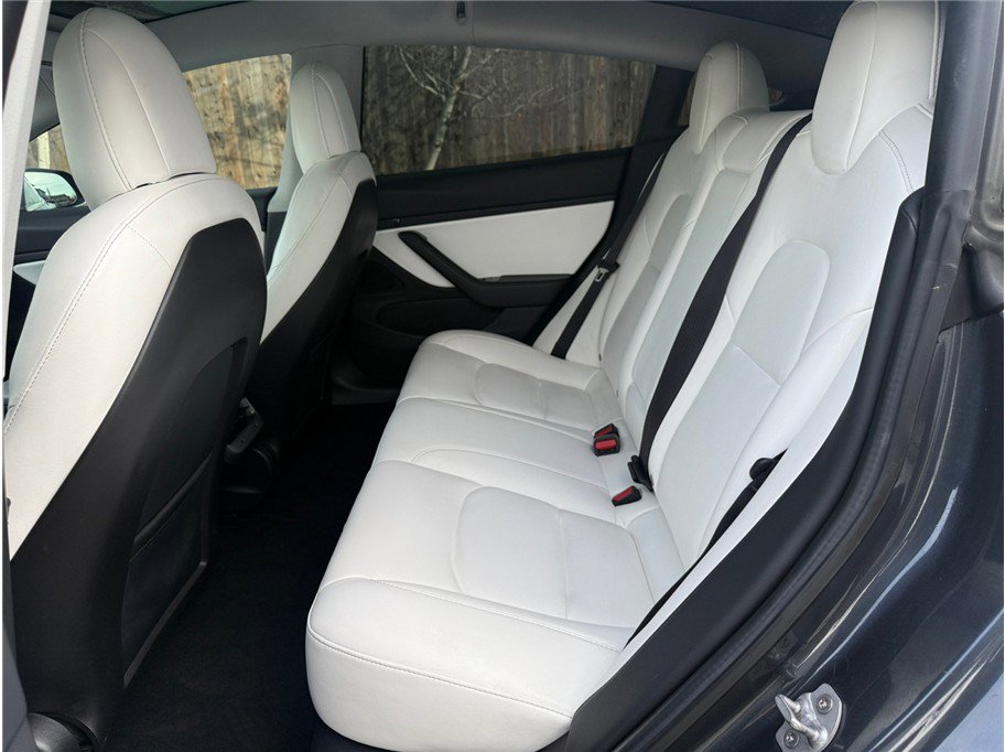 Used 2019 Tesla Model 3 Performance image 33