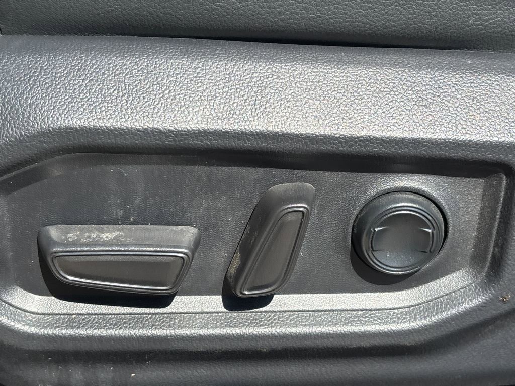 New 2026 Toyota Tundra Limited image 9