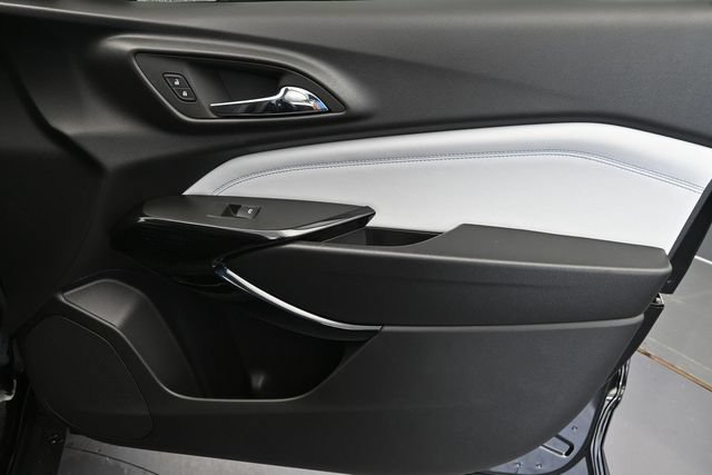 New 2026 Chevrolet Trax LT w/ LT Convenience Package FWD image 28