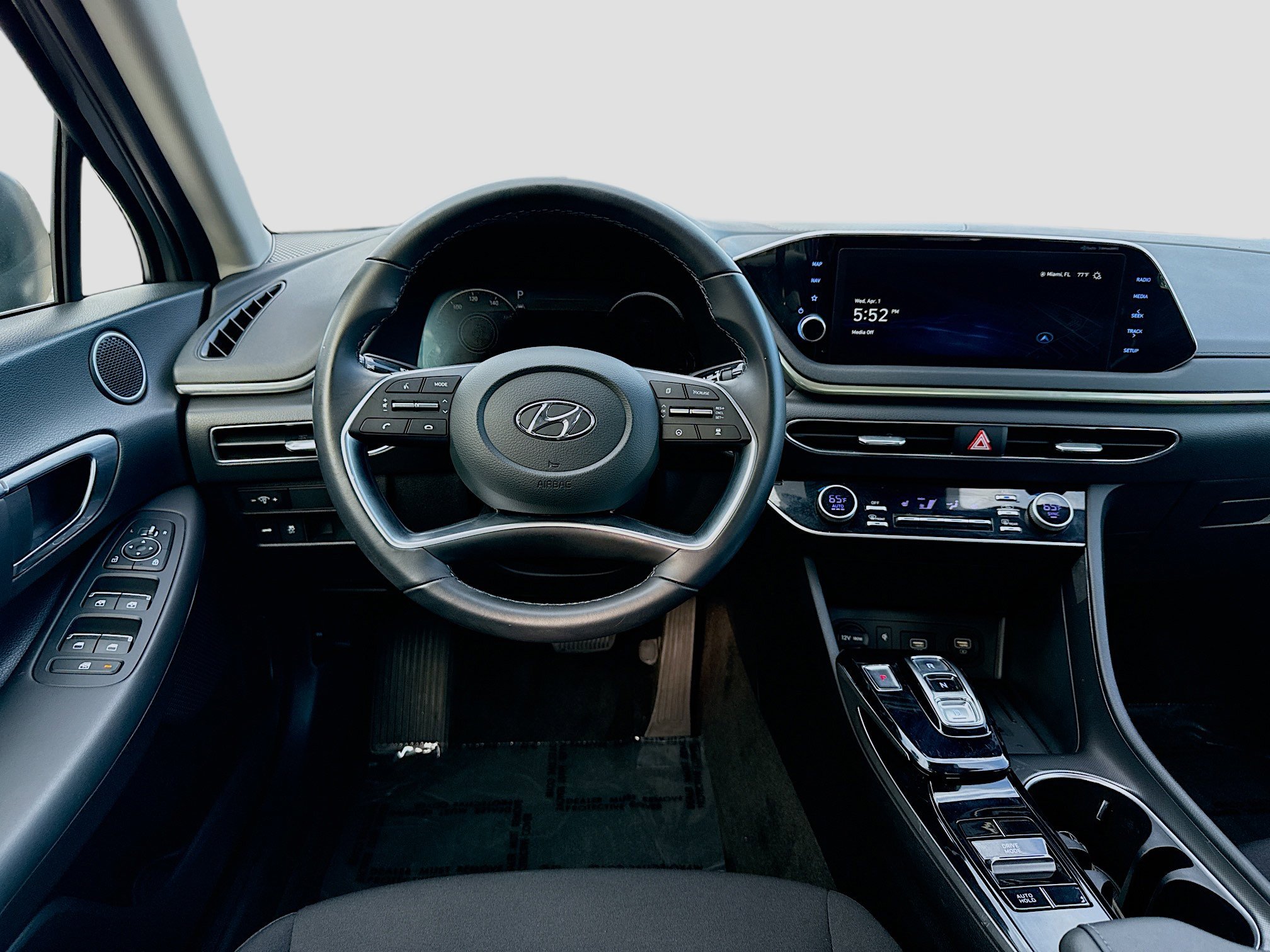 Used 2023 Hyundai Sonata SEL w/ Convenience Package FWD image 18