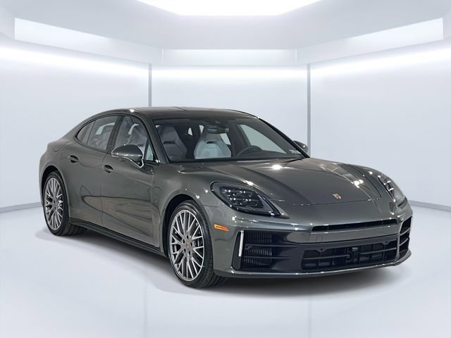 New 2025 Porsche Panamera 4 image 9