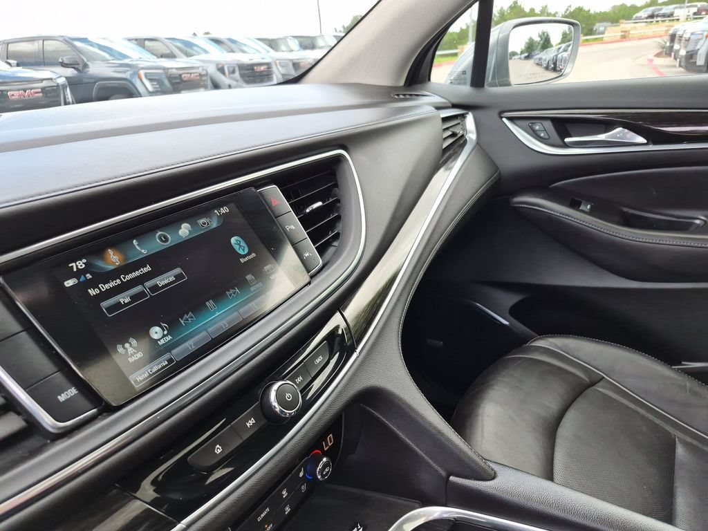 Used 2019 Buick Enclave Avenir w/ Avenir Technology Package FWD image 27