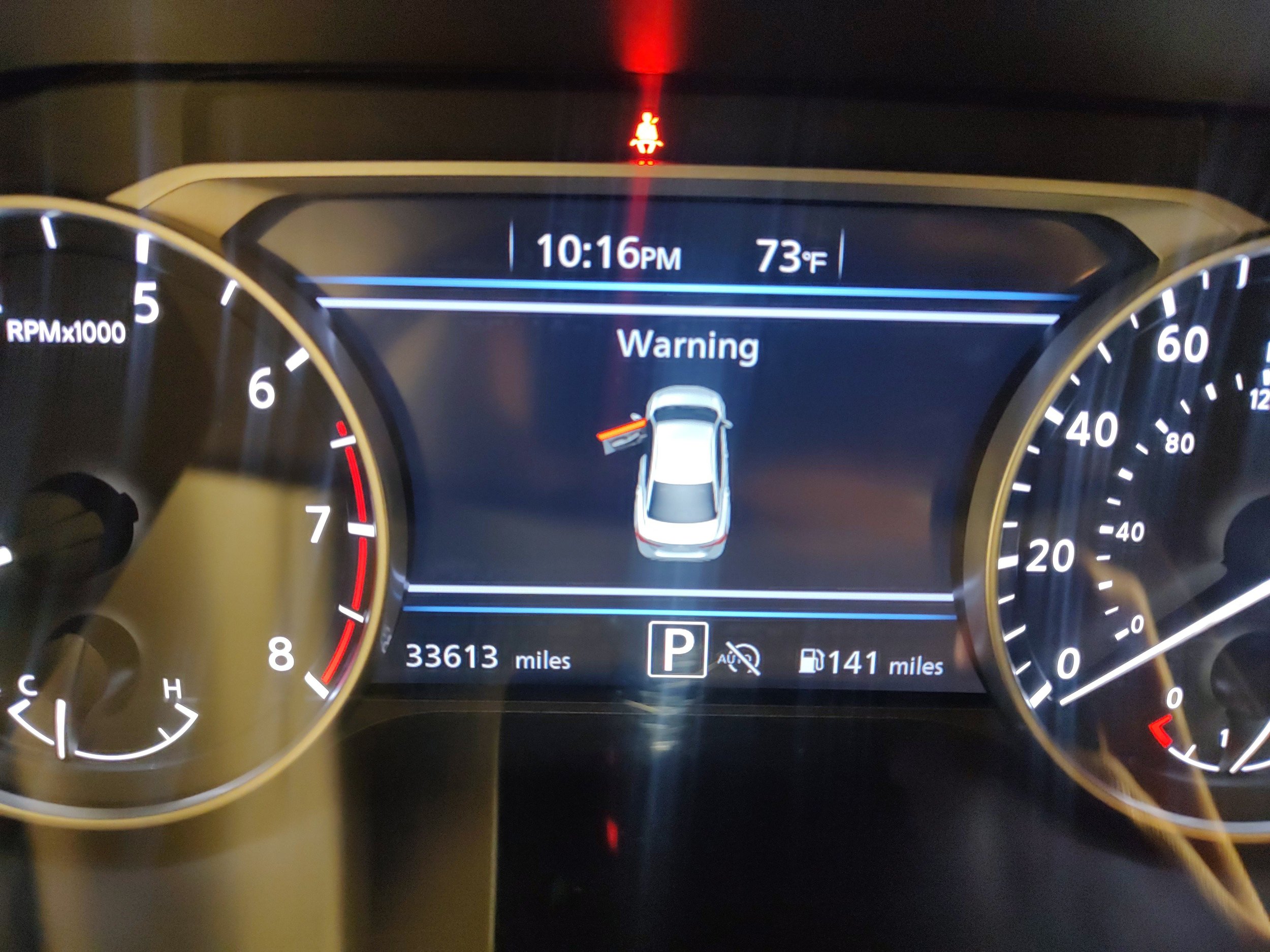 Used 2025 Nissan Sentra SR FWD image 6