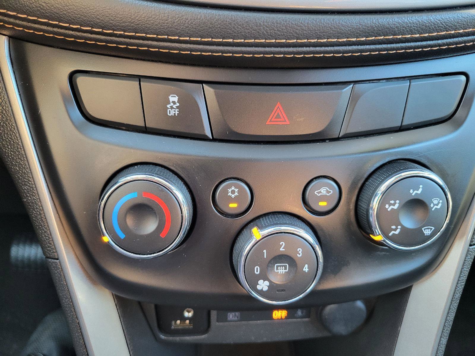 Used 2018 Chevrolet Trax LS FWD image 19