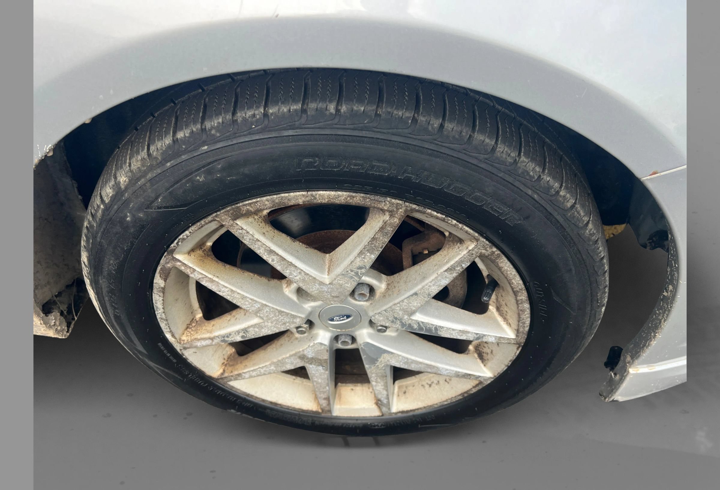 Used 2010 Ford Fusion SEL FWD image 25
