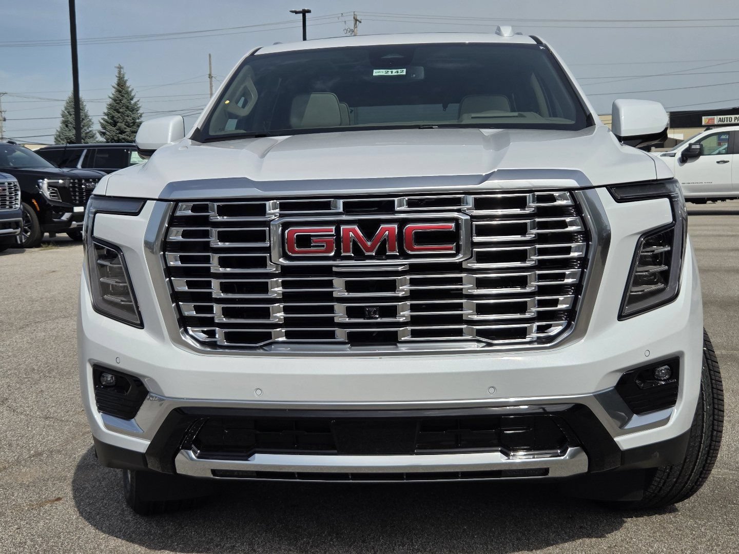 New 2026 GMC Yukon Denali w/ Sun & Power Step Package AWD/4WD image 15