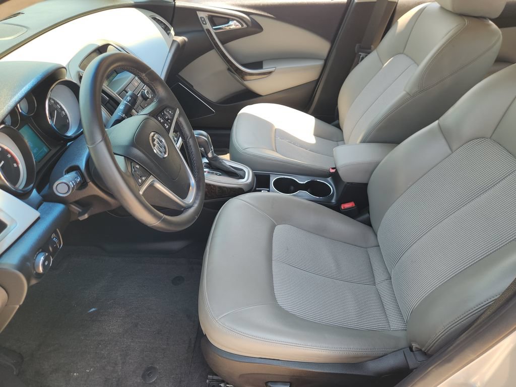 Used 2012 Buick Verano Convenience FWD image 12