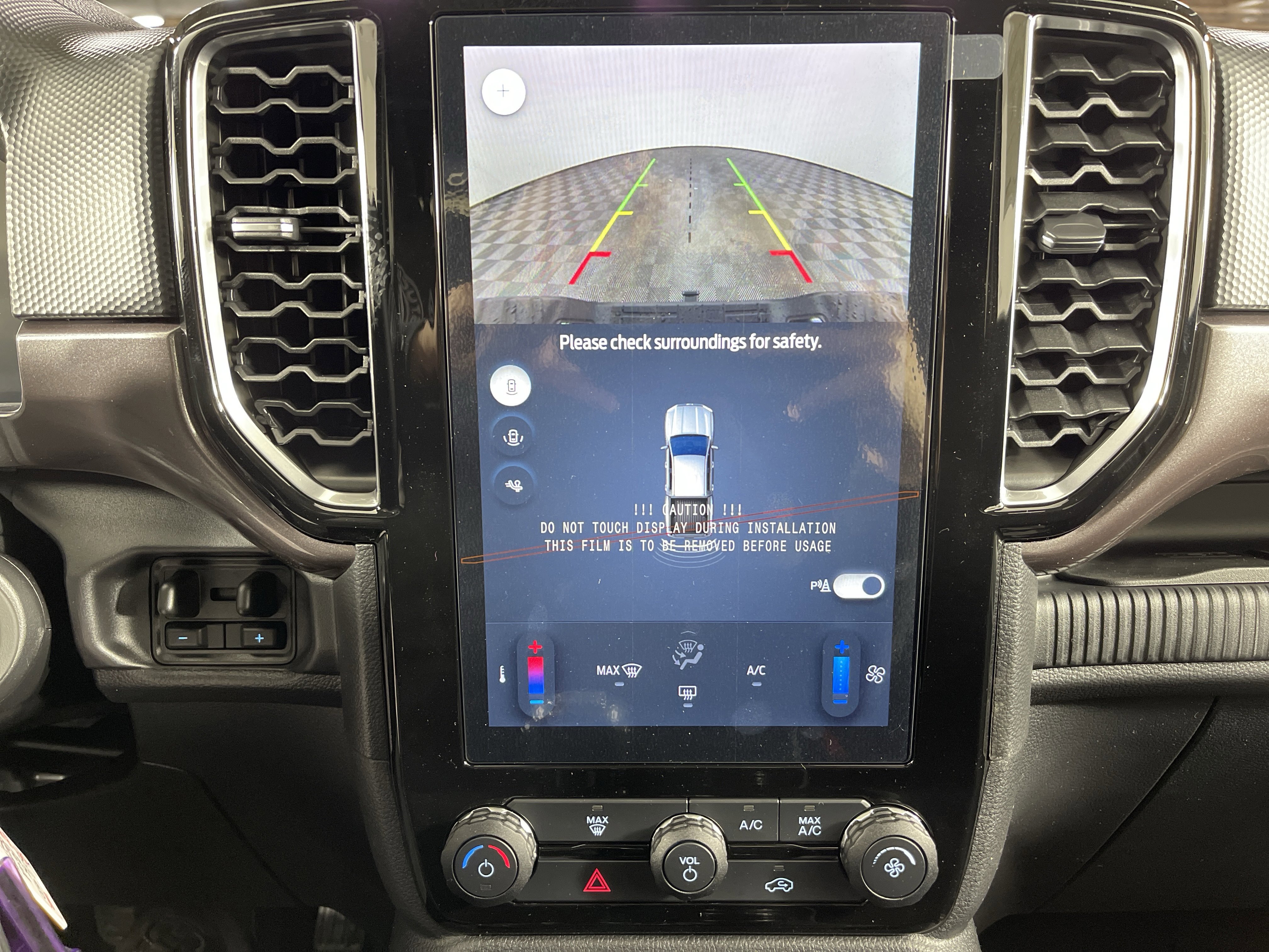 New 2025 Ford Ranger XLT w/ Black Appearance Package image 24