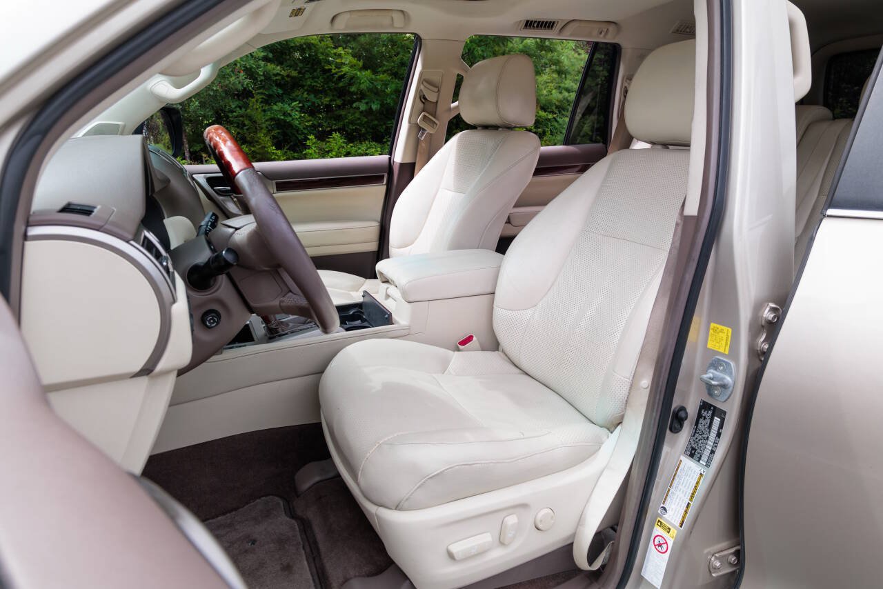 Used 2010 Lexus GX 460 w/ Comfort Plus Pkg AWD/4WD image 10