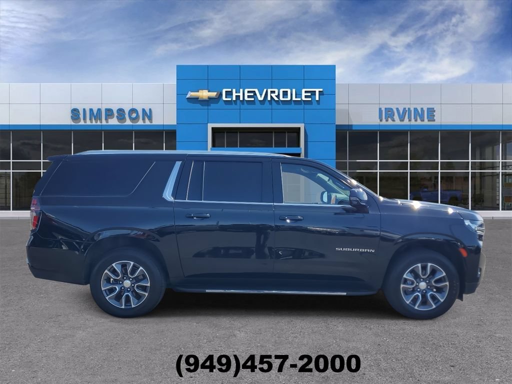 Used 2023 Chevrolet Suburban LT RWD image 9