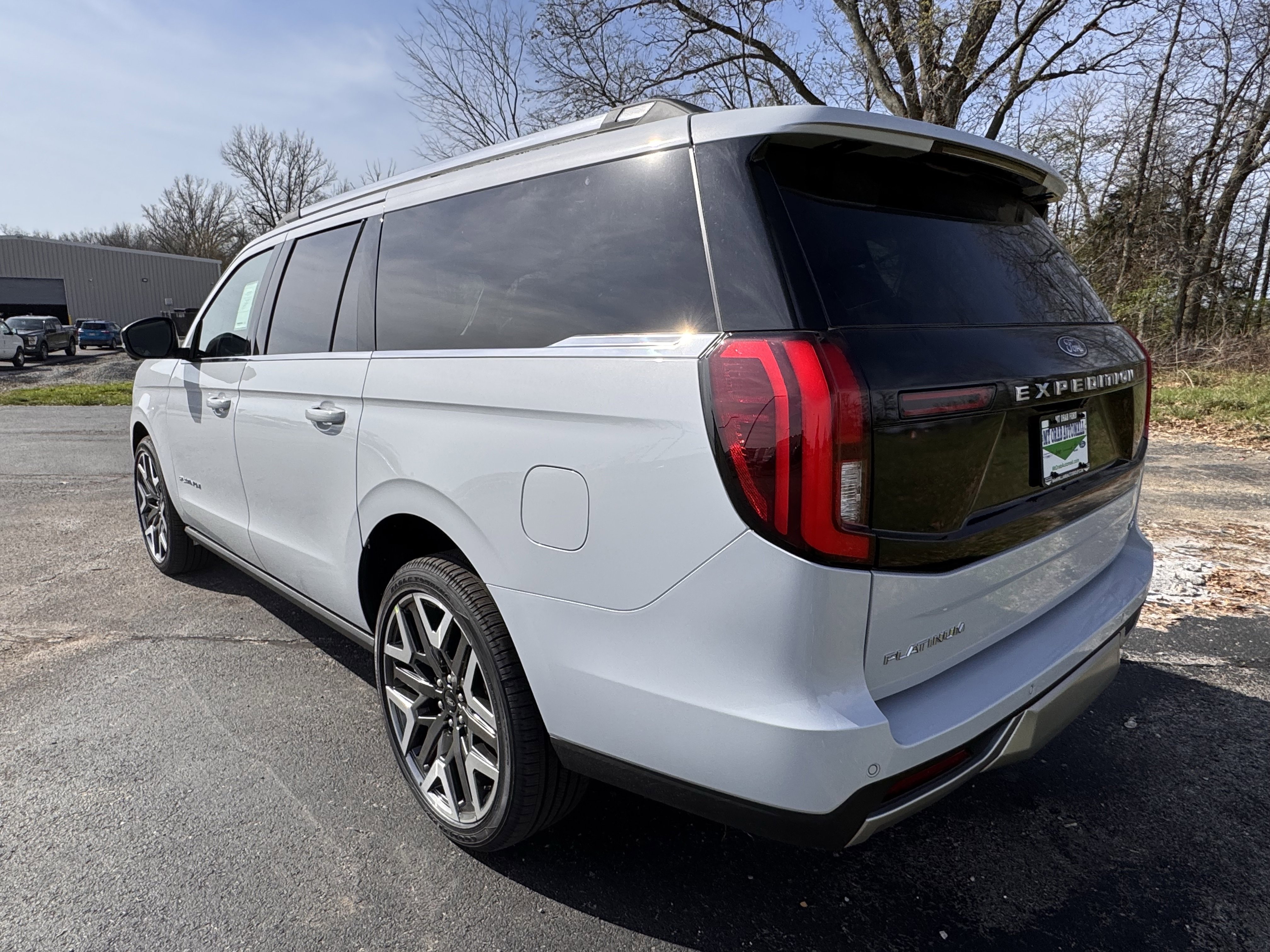 New 2026 Ford Expedition Max Platinum image 4