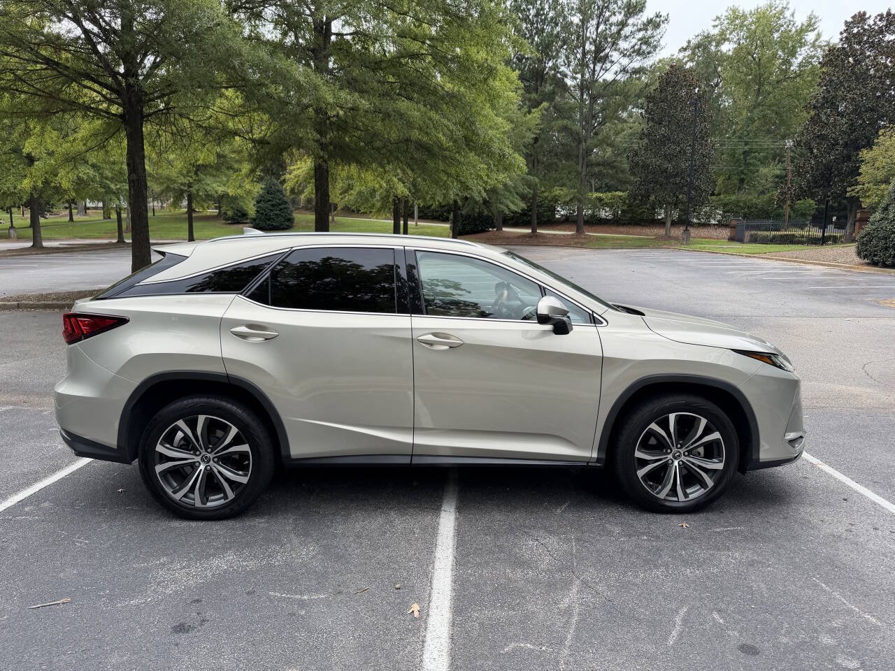 Used 2020 Lexus RX 350 FWD w/ Premium Package image 4