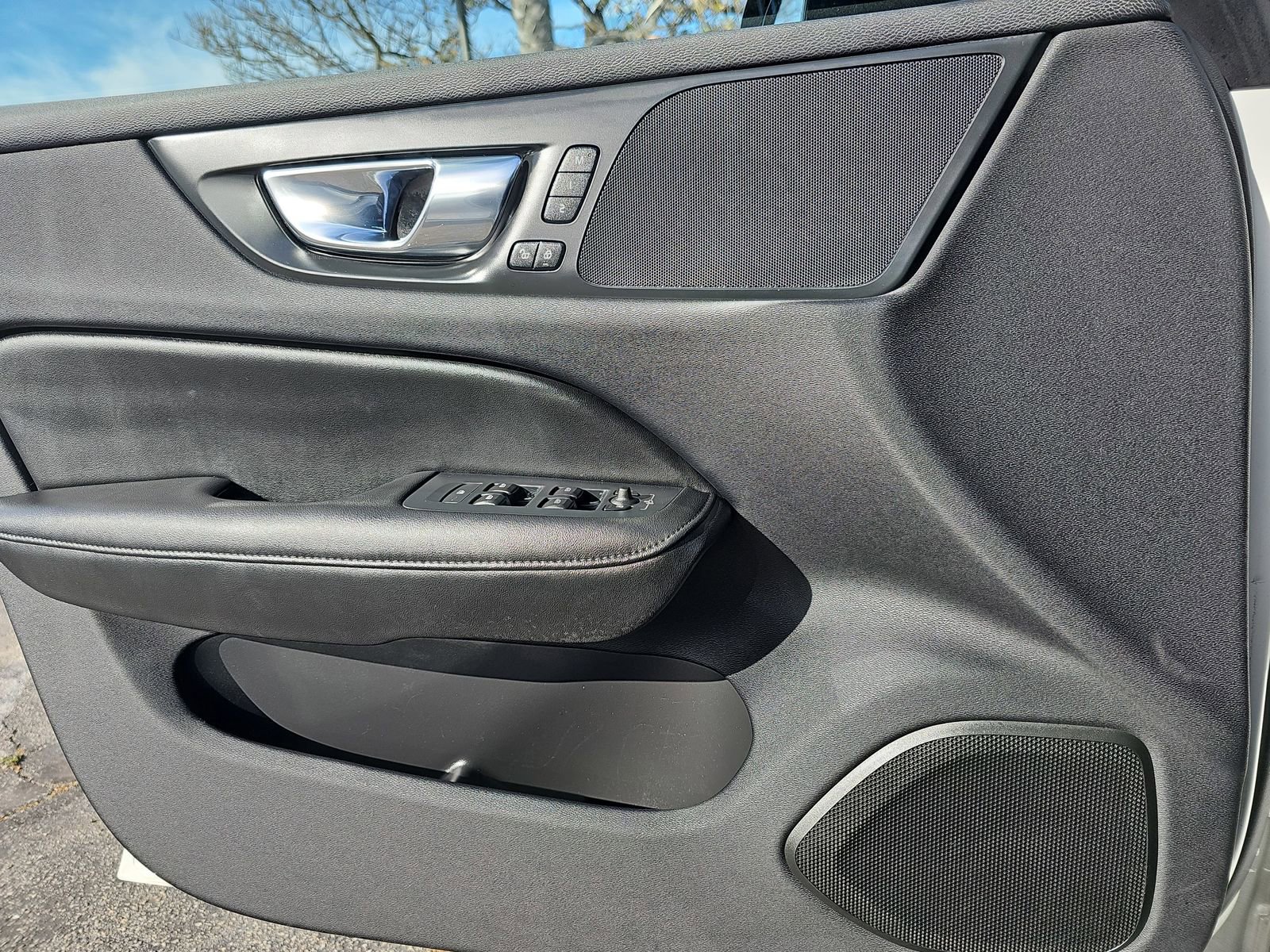 Used 2024 Volvo S60 B5 Core image 26